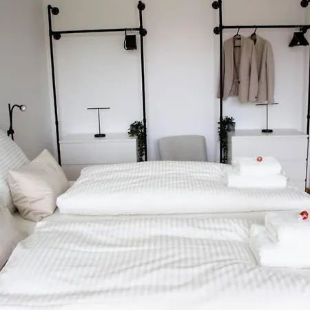 Apartamento Luxurioeses Neubau-apartment Mit E-lade Parkplatz *